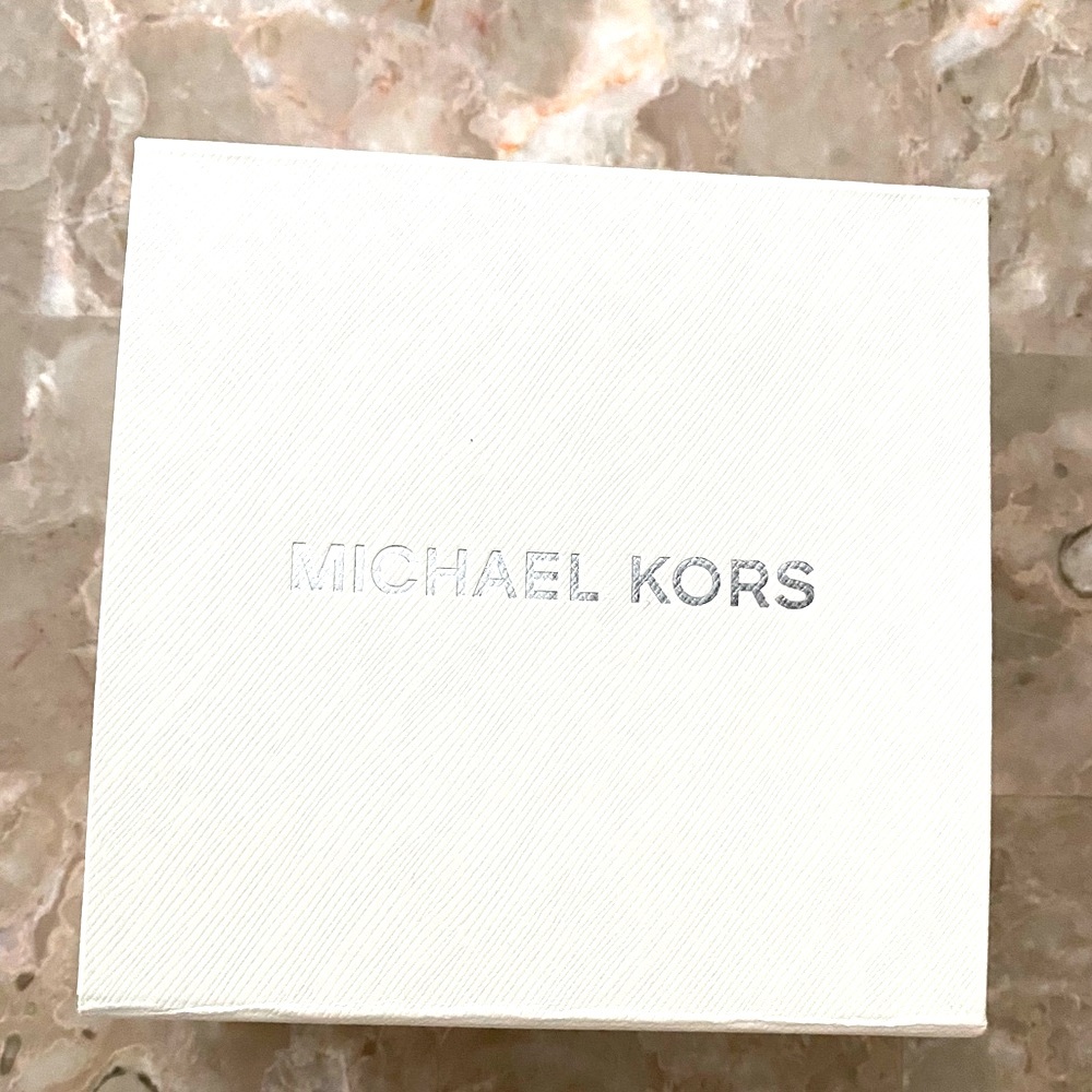 ⭐️Michael Kors -gift box New‼️